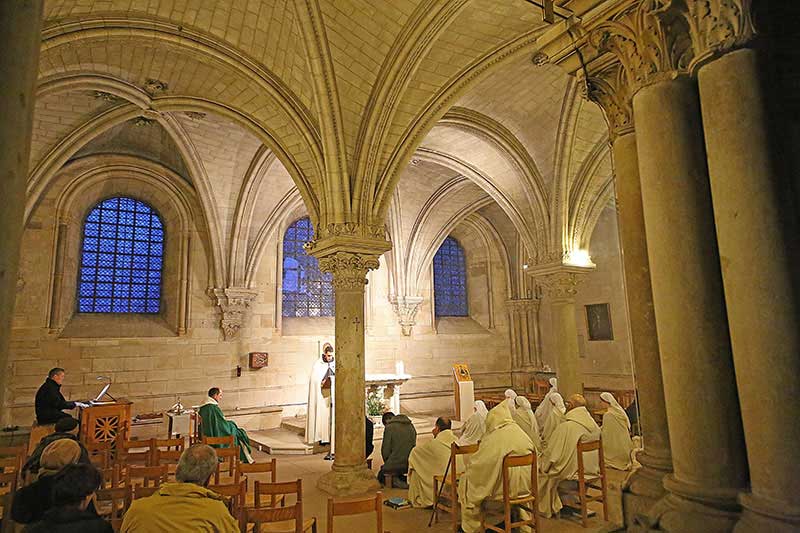 Der Gottesdienst der Mönche in Vézelay