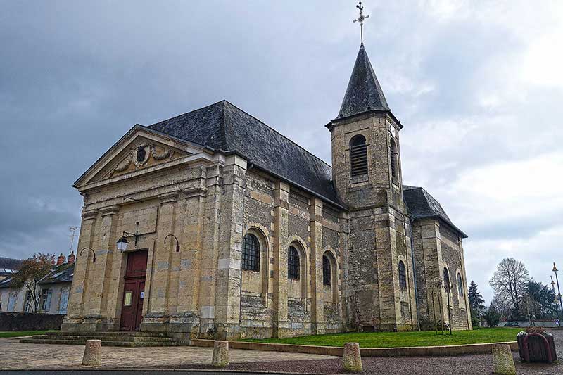 Die Kirche von Guerigny