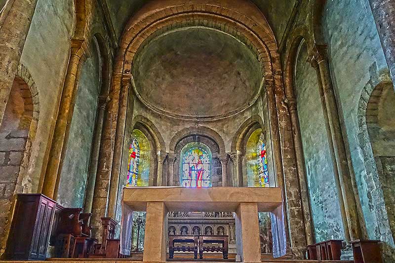 Altar der Kirche von Saint Amand Montrond.