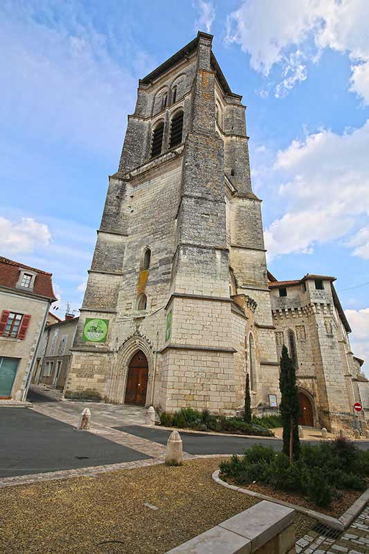 Die Kirche von Saint Astier