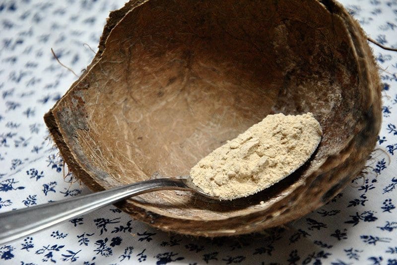 Das bei uns fast ausschließlich Pulver und Kapseln gibt, sind die Mäglichkeiten der Maca Wurzel Zubereitung etwas eingeschränkt.