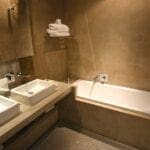 salle de bain les lodges victoria hotel und spa