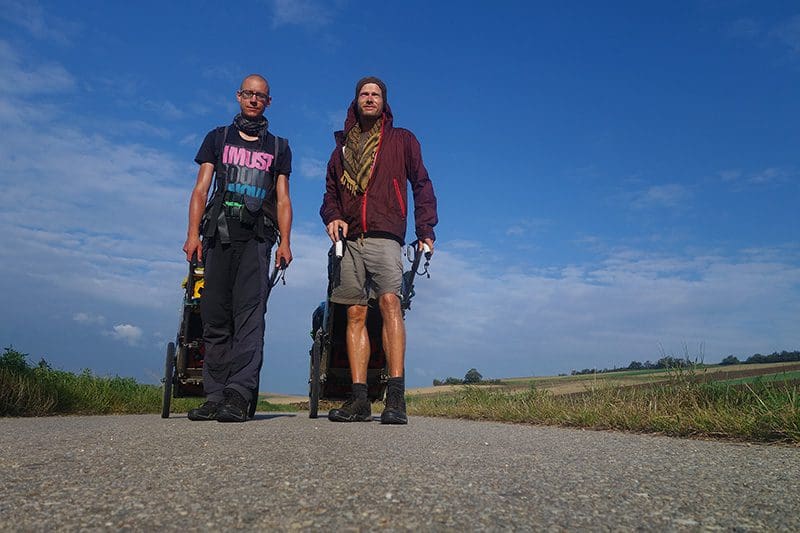 Heiko Gärtner und Franz Bujor kennen sich nach über 8 Jahren auf Weltreise aus mit den verschiedensten Survival Wasserfiltern.