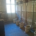 toilette auschwitz konzentrationslager menschheitsgeschichte