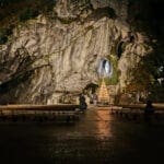meditation grotte lourdes lourd