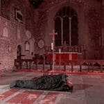 In England ist das Schlafen in der Kirche erlaubt.