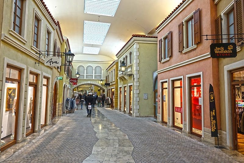Das Mediterano bietet Platz für viele kleine Shops.