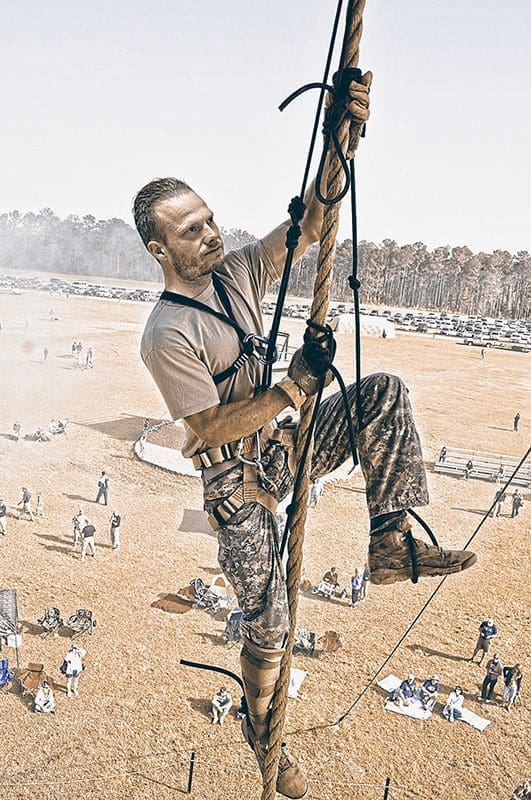 Survival Extrem: Überlebenstrainer Heiko Gärtner bei der Ausbildung für den Einsatz in Katastrophengebieten