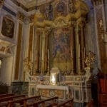 Altar in der Altstadtkirche von Bari