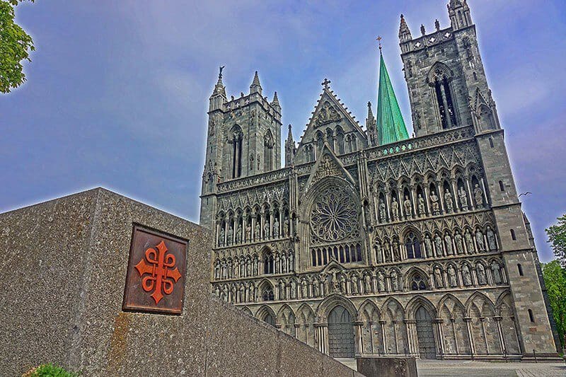 Das Ziel des St. Olavsweg in Norwegen: Die Kathedrale von Trondheim