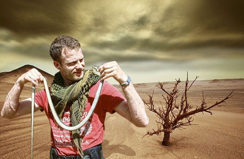 Tierbestimmung Je besser sich ein Survival Experte in der Natur auskennt desto mehr Verbundenheit hat er mit ihr