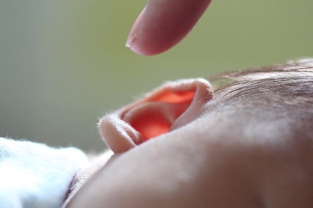 Mit Hilfe der Ohrakupressur lassen sich viele Krankheiten leicht behandeln.