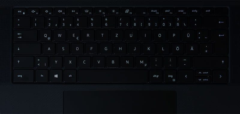 Im Dunkeln lässt sich die Tastatur beleuchten