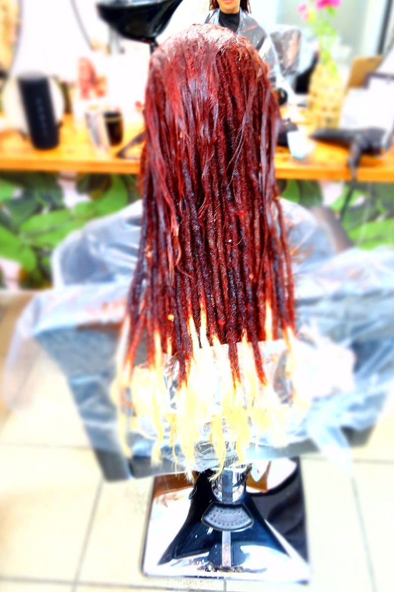 Haarfarbe Wirkung Dreads Rot