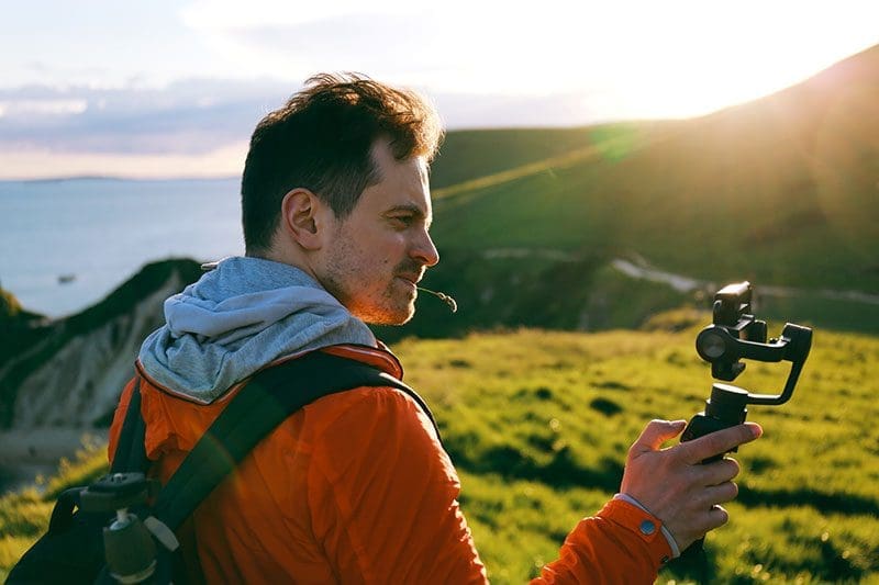 Was macht euch am meisten Spaß? Das Filmen, das Fotografieren, das Berichten, das Miterleben lassen in der Natur; es sind euch keine Grenzen gesetzt.