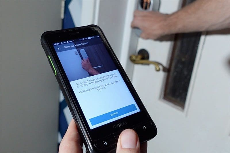 Yale Linus Smart Lock App einrichten - Schloss Kalibrieren - Schließen