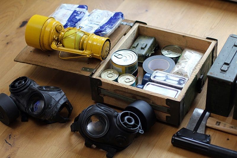 Vorausschauendes denken ist für einen Prepper unerlässlich, so weiß er genau welches Survival Kit er benötigt.