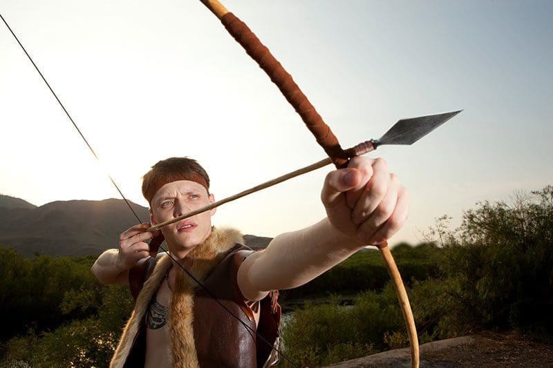 Wie wird die Heilige Jagd in einem Outdoor Camp umgesetzt?