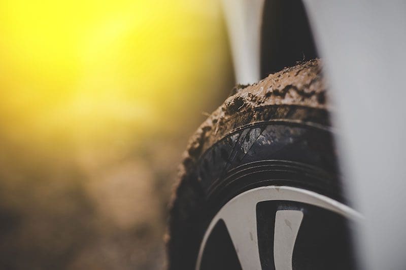 Bei niedrigem Reifendruck wird der Reifen fürs Expeditionsmobil deutlich stärker beansprucht.