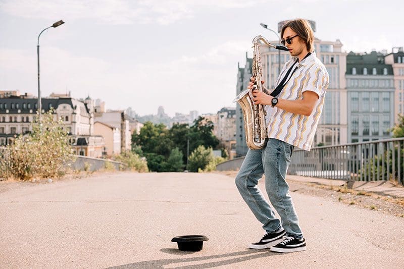 Als Straßenmusiker unterwegs sein