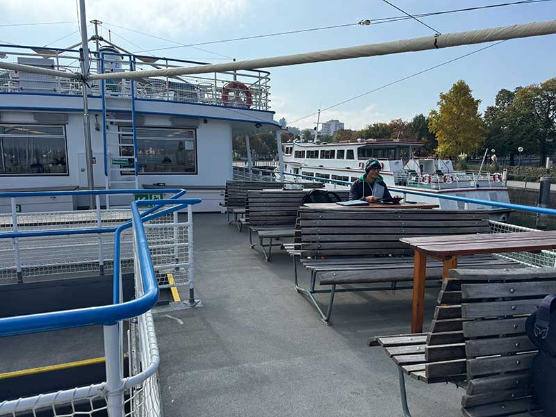 Franz-auf-Schiff-von-Bregenz-nach-Lindau