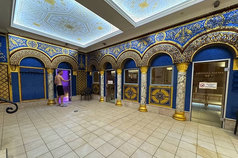Innenbereich-Saunen-Schwangau-Therme