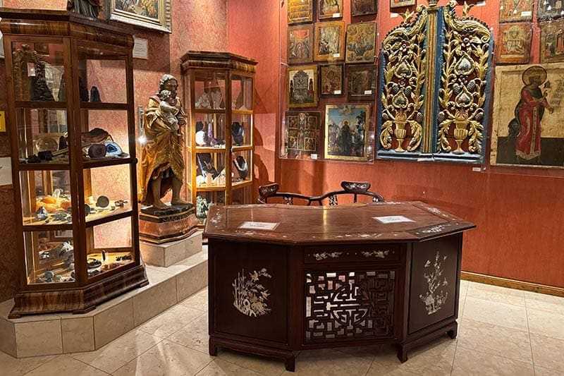 Kristall-Therme-Religion-Ausstellung-Schwangau