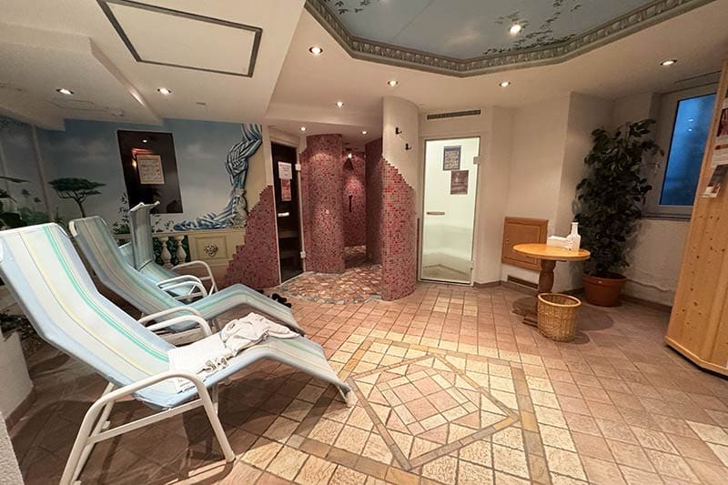 Sauna-Bereich-2-Schwarzer-Adler