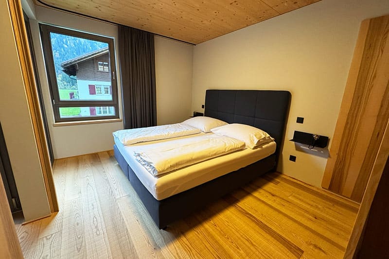 Schlafzimmer-Der-Adler