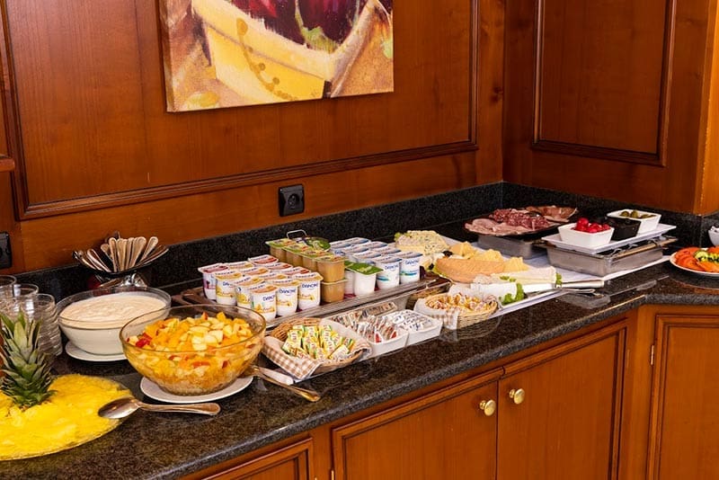 Frühstück-im-Hotel-Bristol-Mulhouse