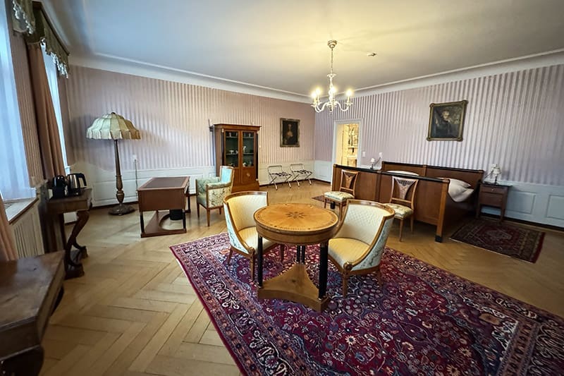 Hotelzimmer-mit-Stil-im-Hotel-Sonne-in-Offenburg